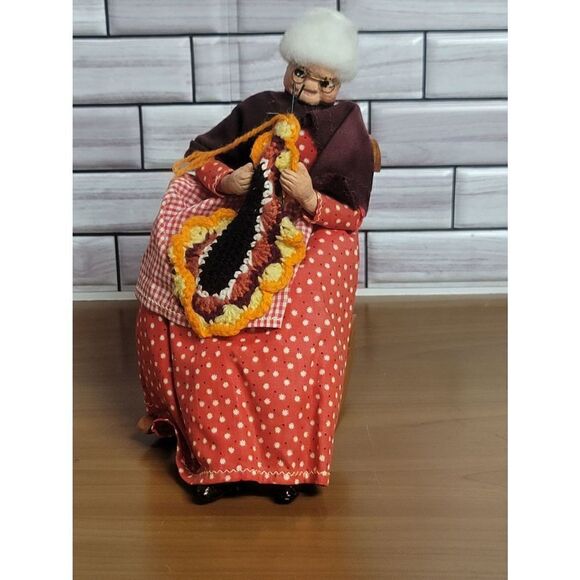 HANDCRAFTED ELDERLY LADY KNITTING   - Picture 2 of 9